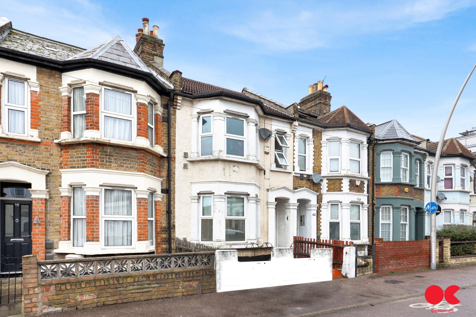3 bed terraced house to rent in Ruckholt Road, Leyton, E10  - Property Image 1