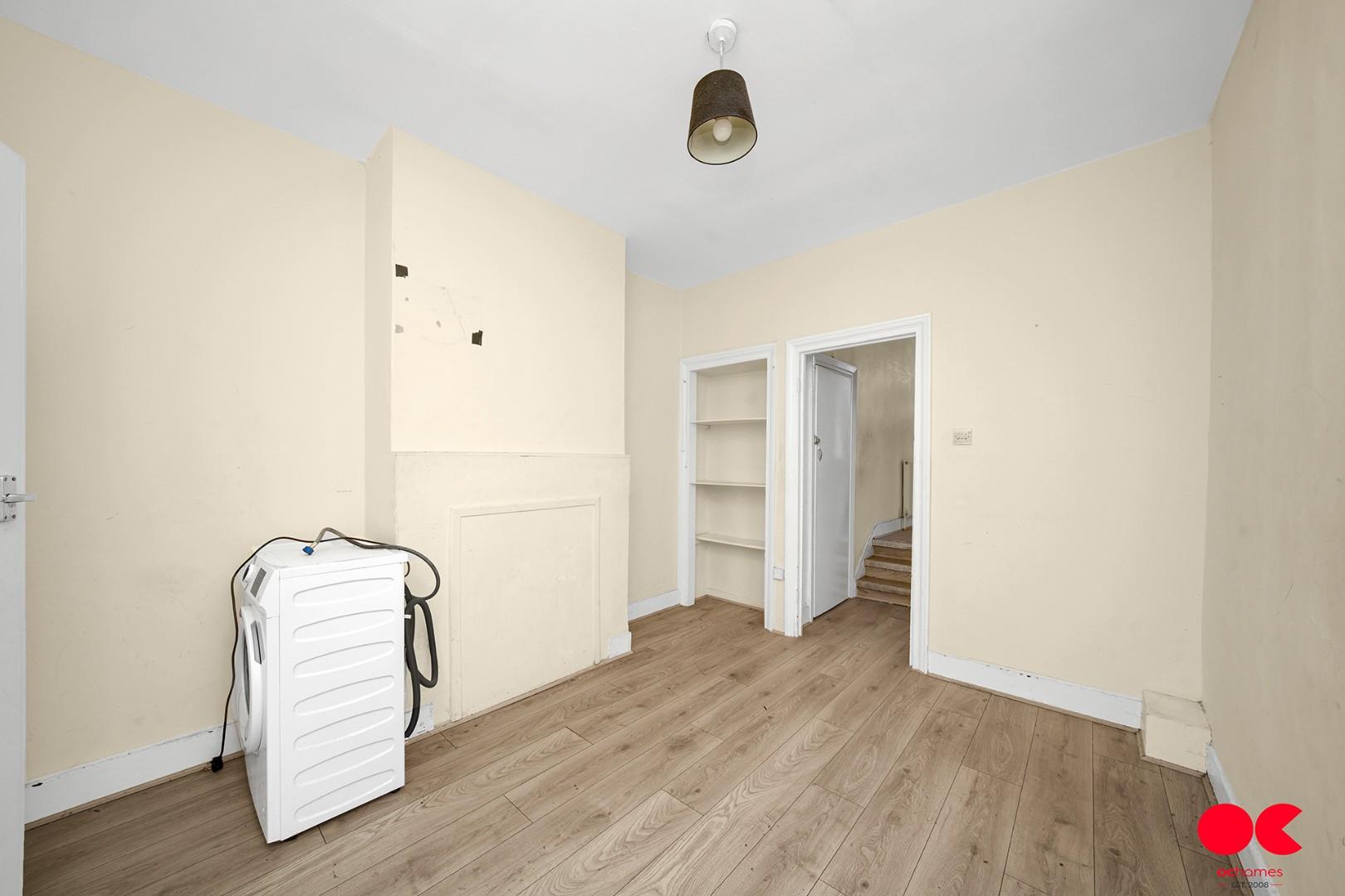 2 bed flat for sale in Murchison Road, Leyton  - Property Image 14