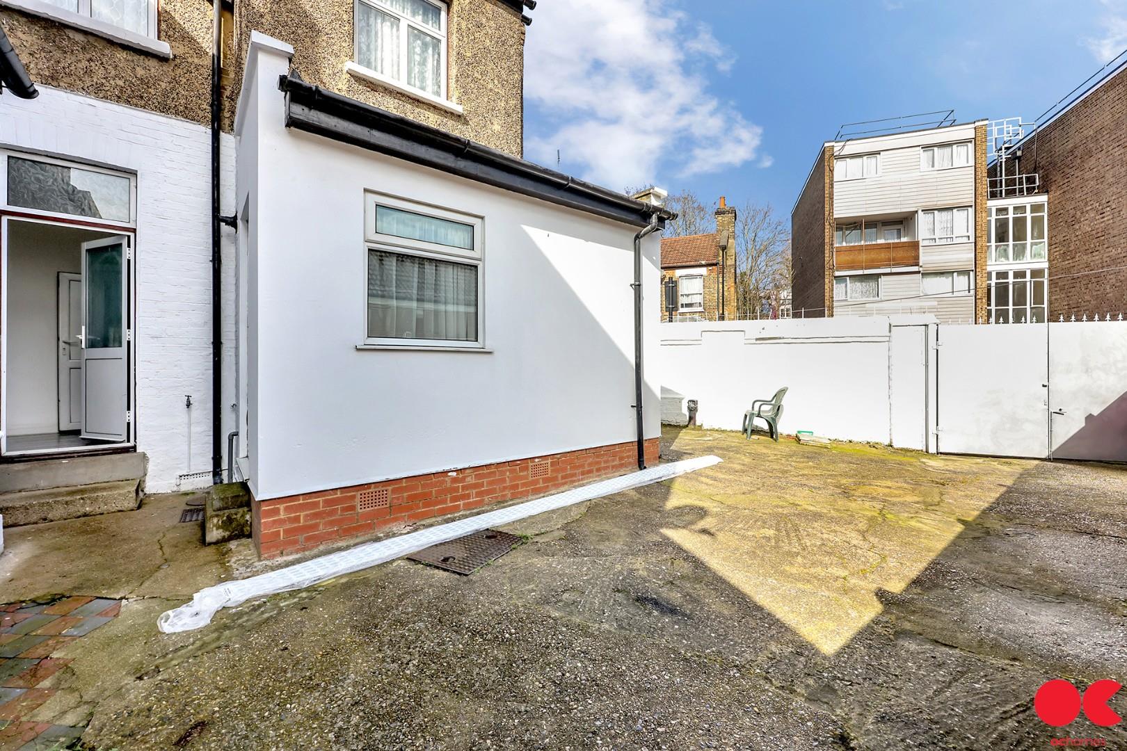 4 bed end of terrace house for sale in Greyhound Road, London  - Property Image 29
