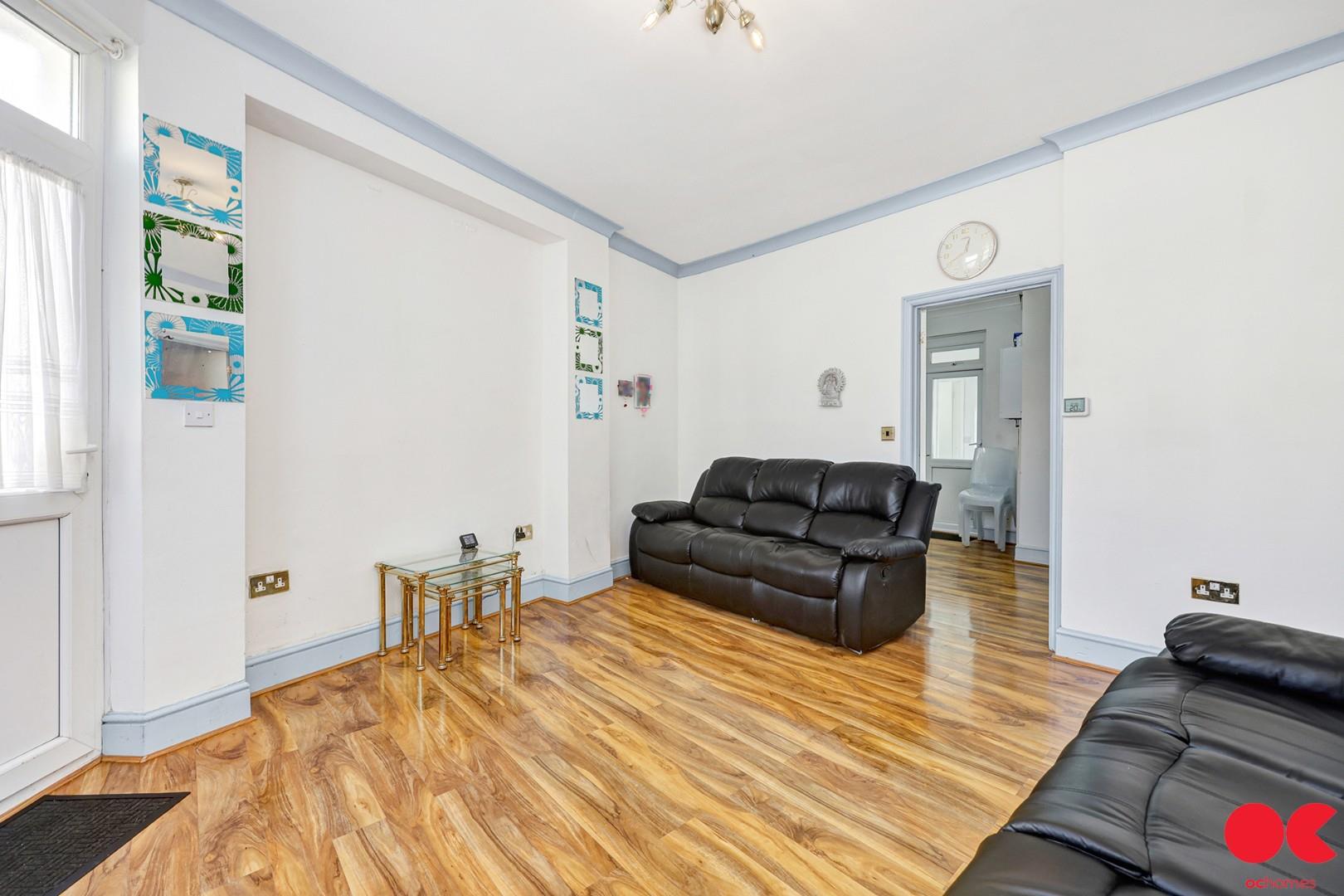 4 bed end of terrace house for sale in Greyhound Road, London  - Property Image 10