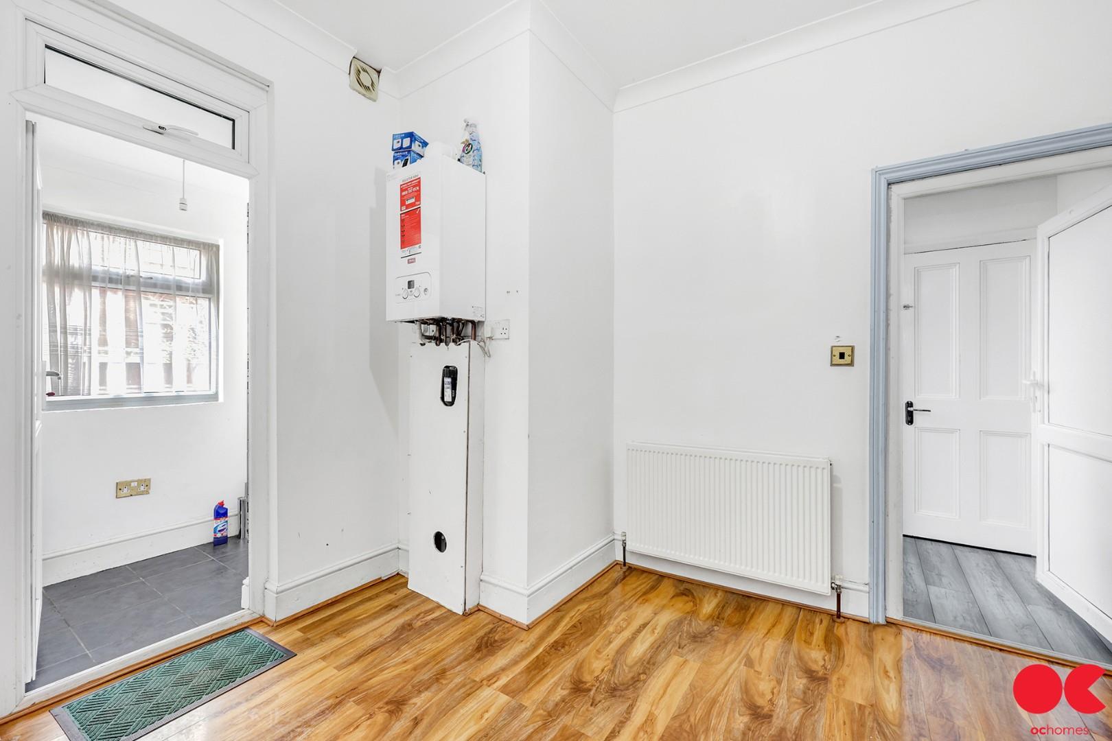 4 bed end of terrace house for sale in Greyhound Road, London  - Property Image 16