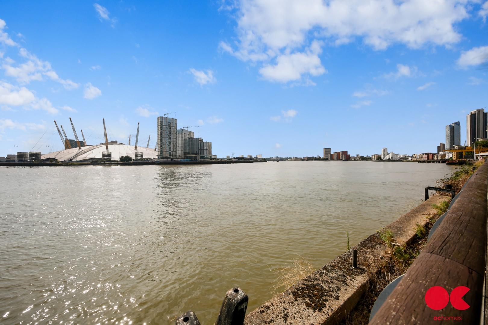 Studio flat to rent in Fairmont Avenue, Canary Wharf, London  - Property Image 19