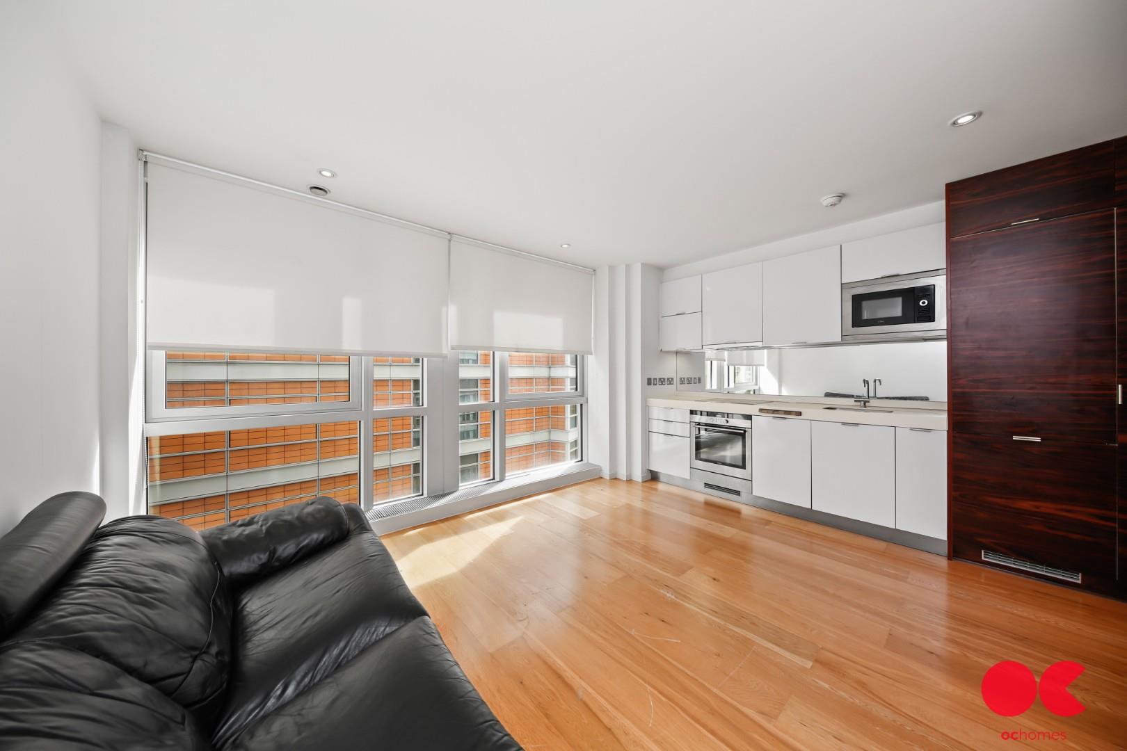 Studio flat to rent in Fairmont Avenue, Canary Wharf, London  - Property Image 9