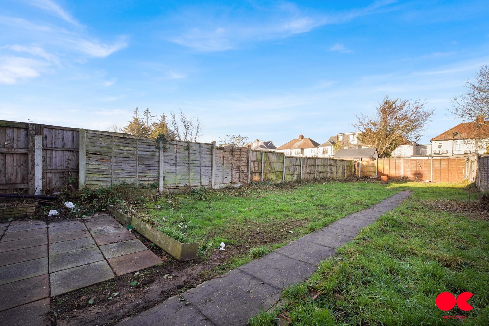3 bed semi-detached house to rent in Atherton Road, Clayhall, Ilford  - Property Image 3