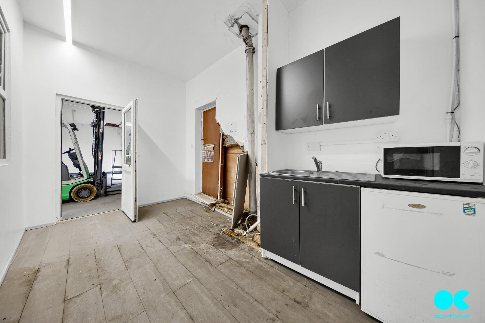 Commercial property to rent in Romford Road, Manor Park, E12 16