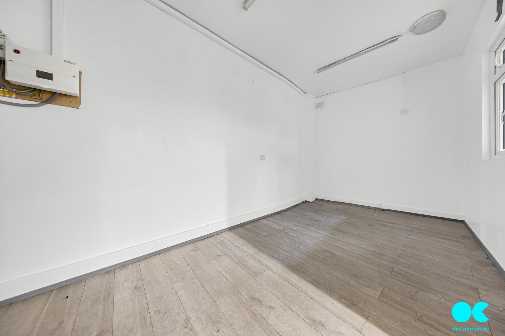 Commercial property to rent in Romford Road, Manor Park, E12  - Property Image 14