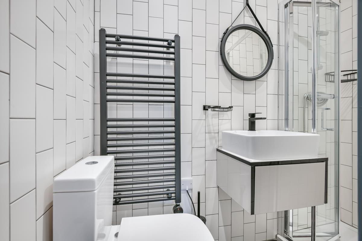 House share to rent in George Lane, South Woodford  - Property Image 4