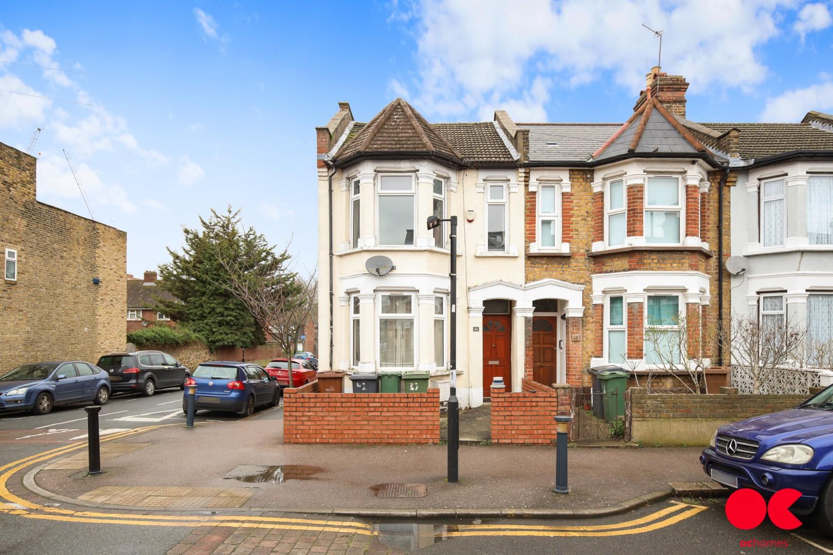 3 bed end of terrace house to rent in Adelaide Road, Leyton, London - Property Image 1