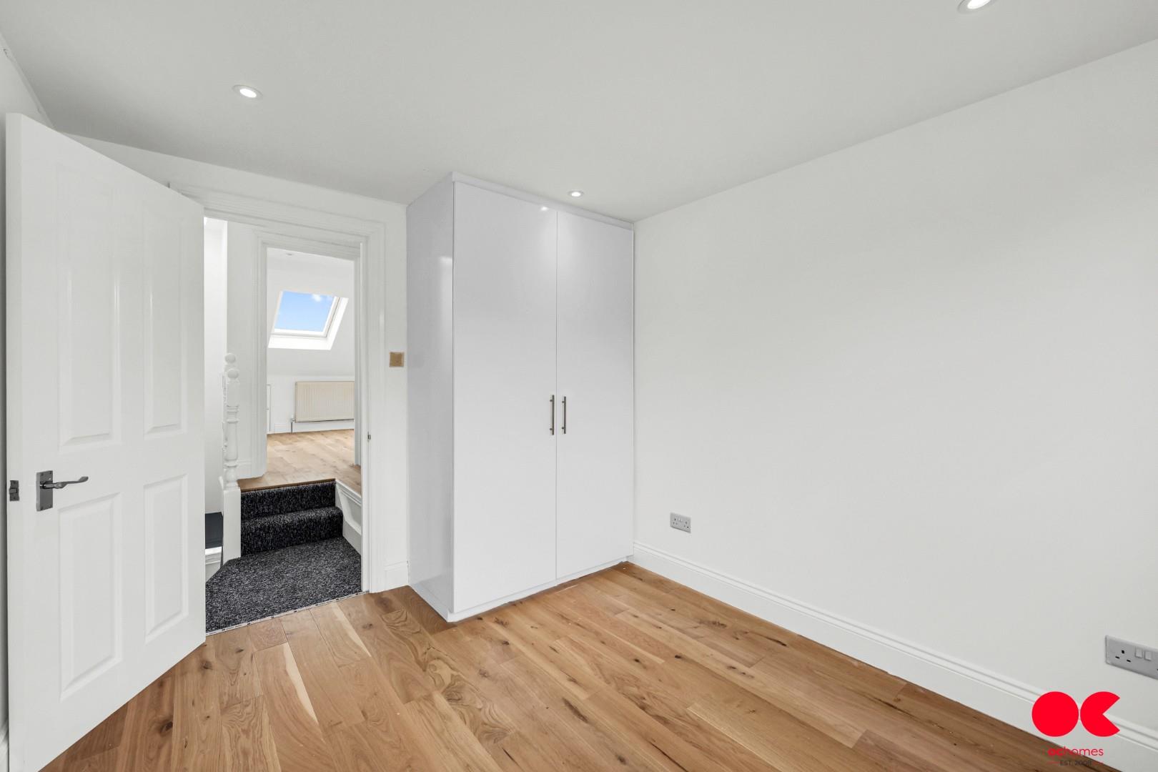 4 bed terraced house to rent in Cobbold Road, London  - Property Image 12