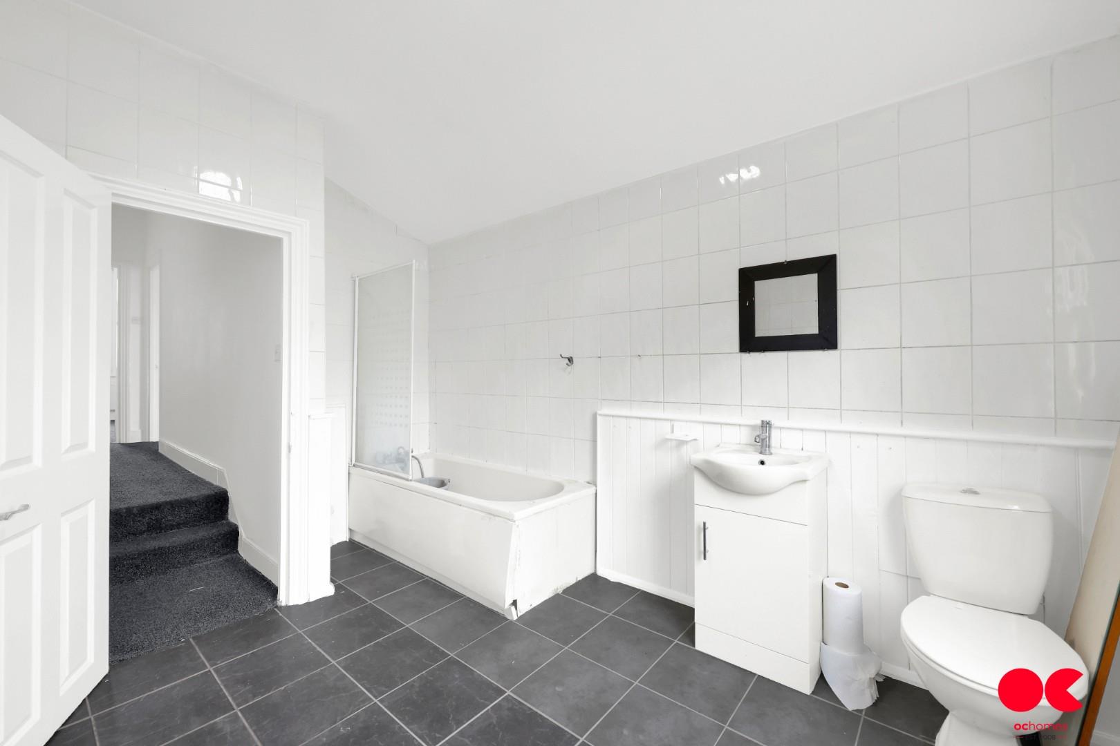 4 bed terraced house to rent in Cobbold Road, London  - Property Image 10