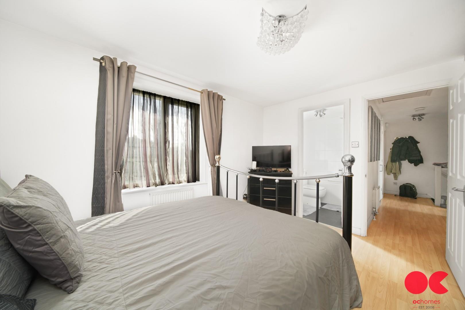 1 bed flat for sale in London Road, Romford  - Property Image 9