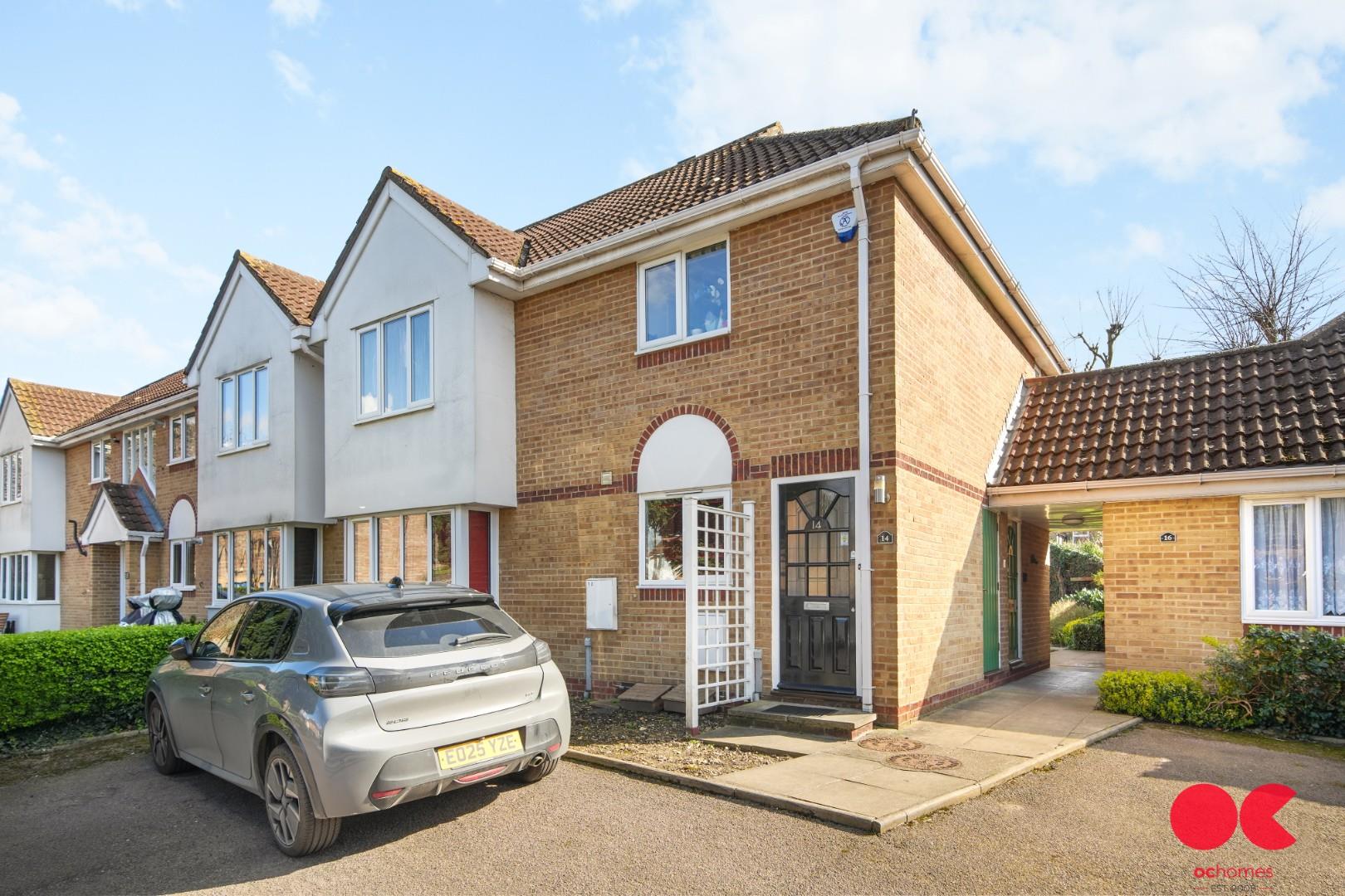 1 bed flat for sale in London Road, Romford