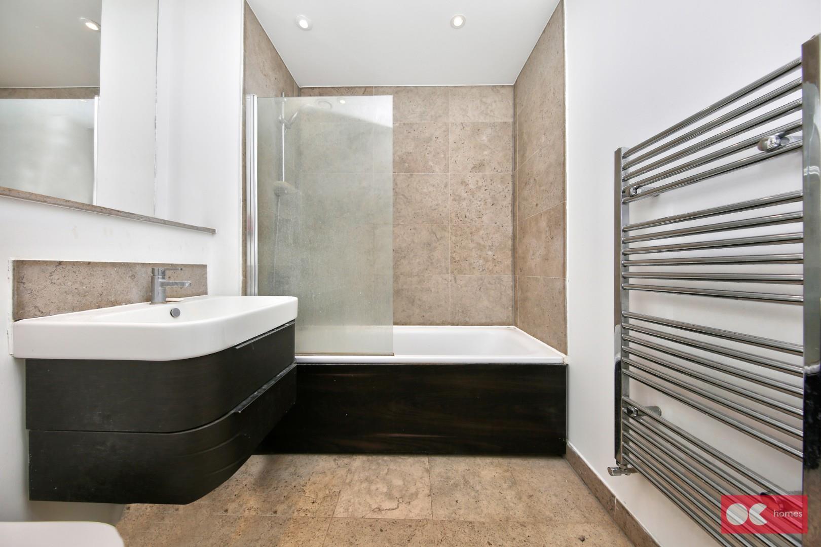 3 bed flat for sale in The Cube Building, Wenlock Road, N1  - Property Image 4