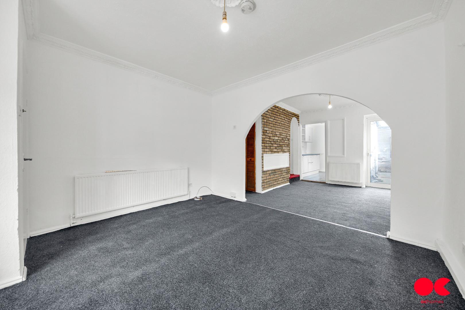 2 bed house to rent in Gloucester Road, London  - Property Image 10
