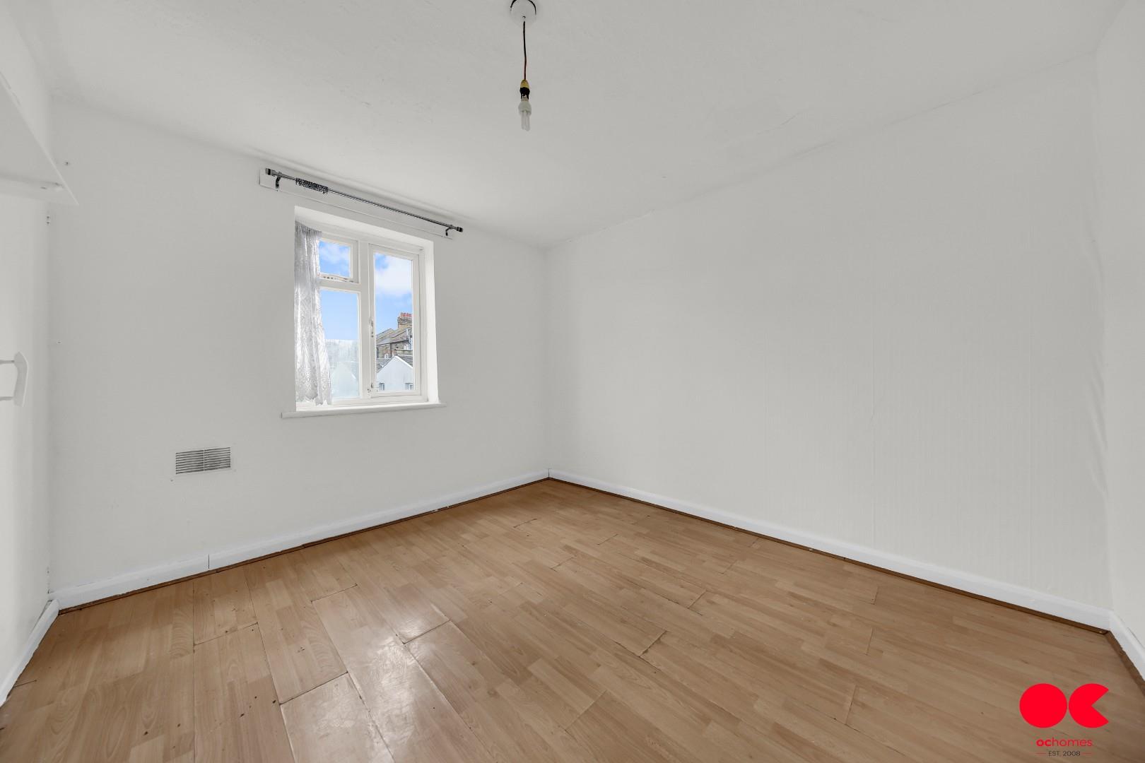 2 bed house to rent in Gloucester Road, London  - Property Image 16