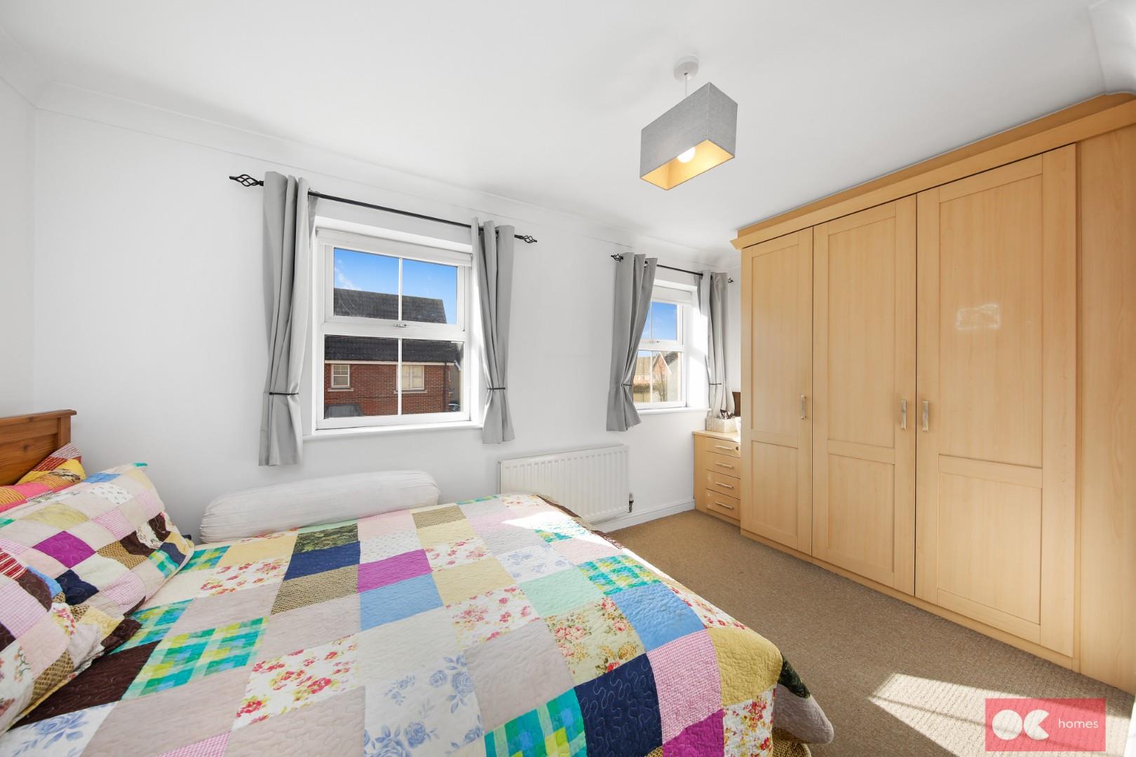 1 bed flat to rent in Piper Way, London  - Property Image 11