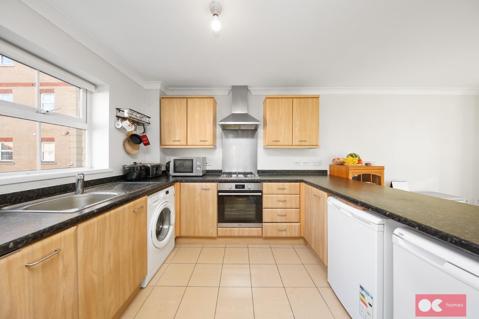 1 bed flat to rent in Piper Way, London  - Property Image 8