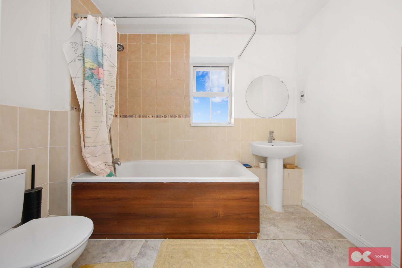 1 bed flat to rent in Piper Way, London  - Property Image 15