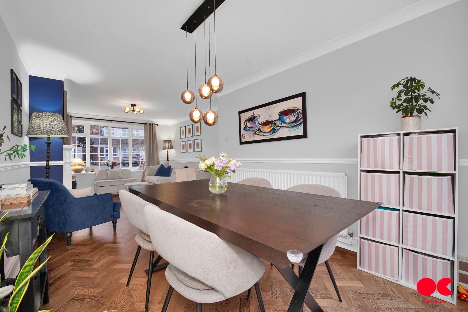 3 bed semi-detached house for sale in Denbigh Close, Hornchurch  - Property Image 15