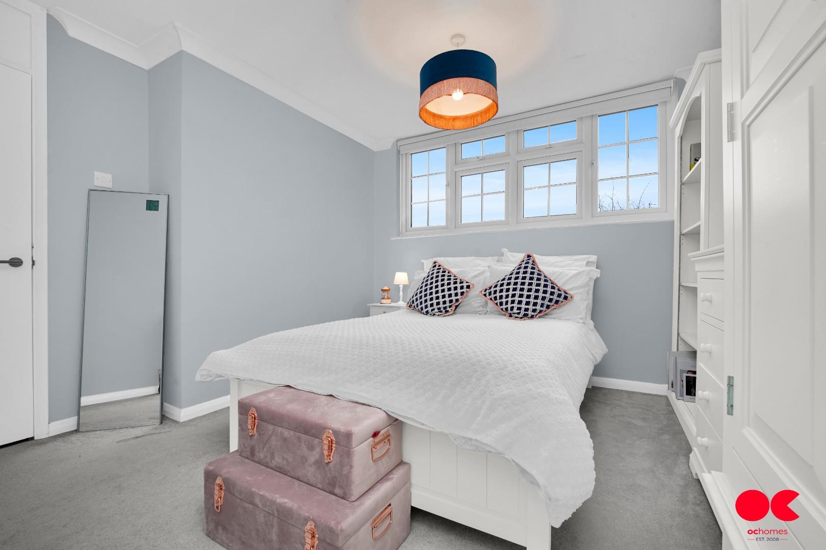 3 bed semi-detached house for sale in Denbigh Close, Hornchurch  - Property Image 21