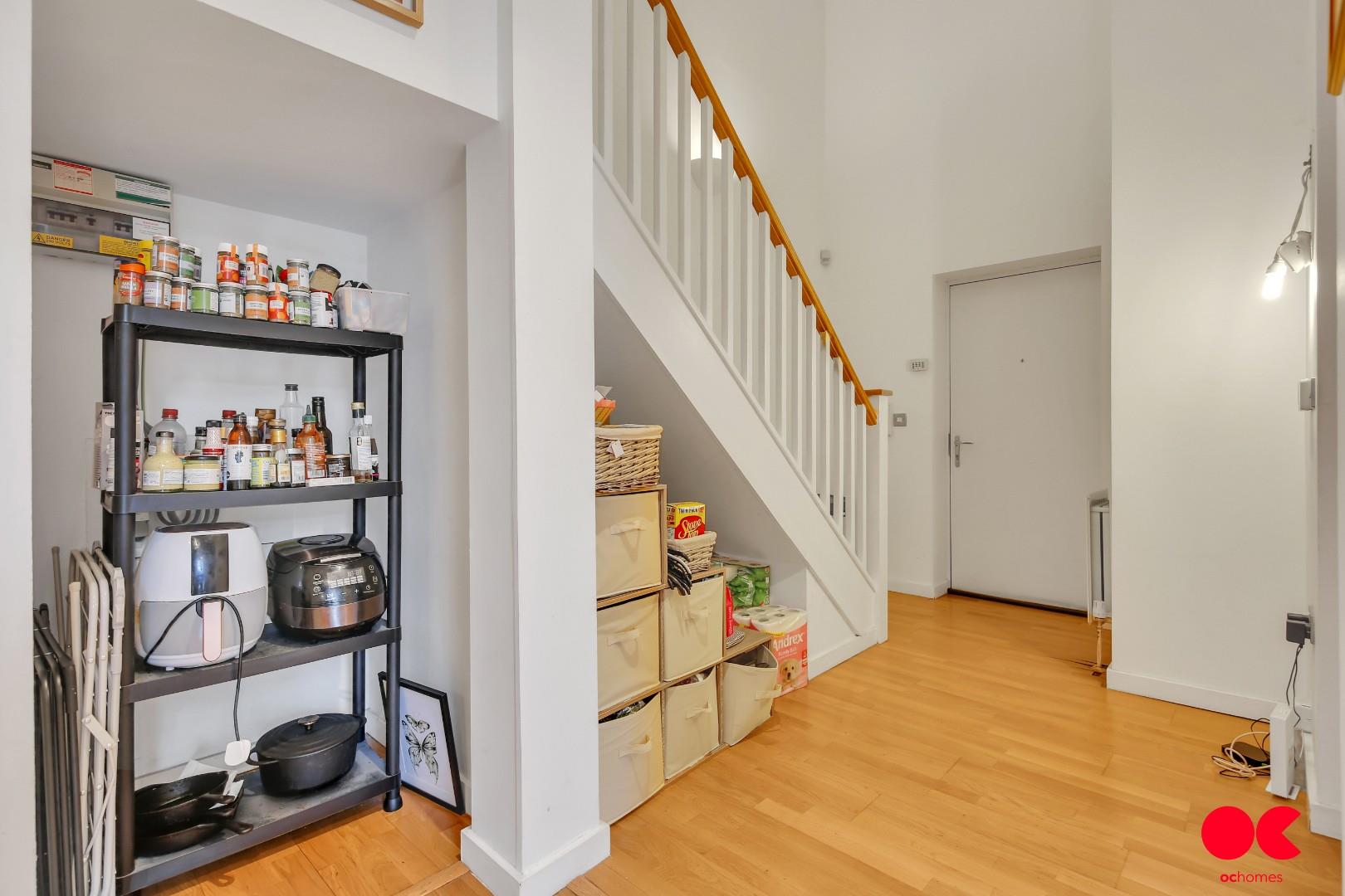2 bed flat for sale in Kidman Close, Gidea Park  - Property Image 8