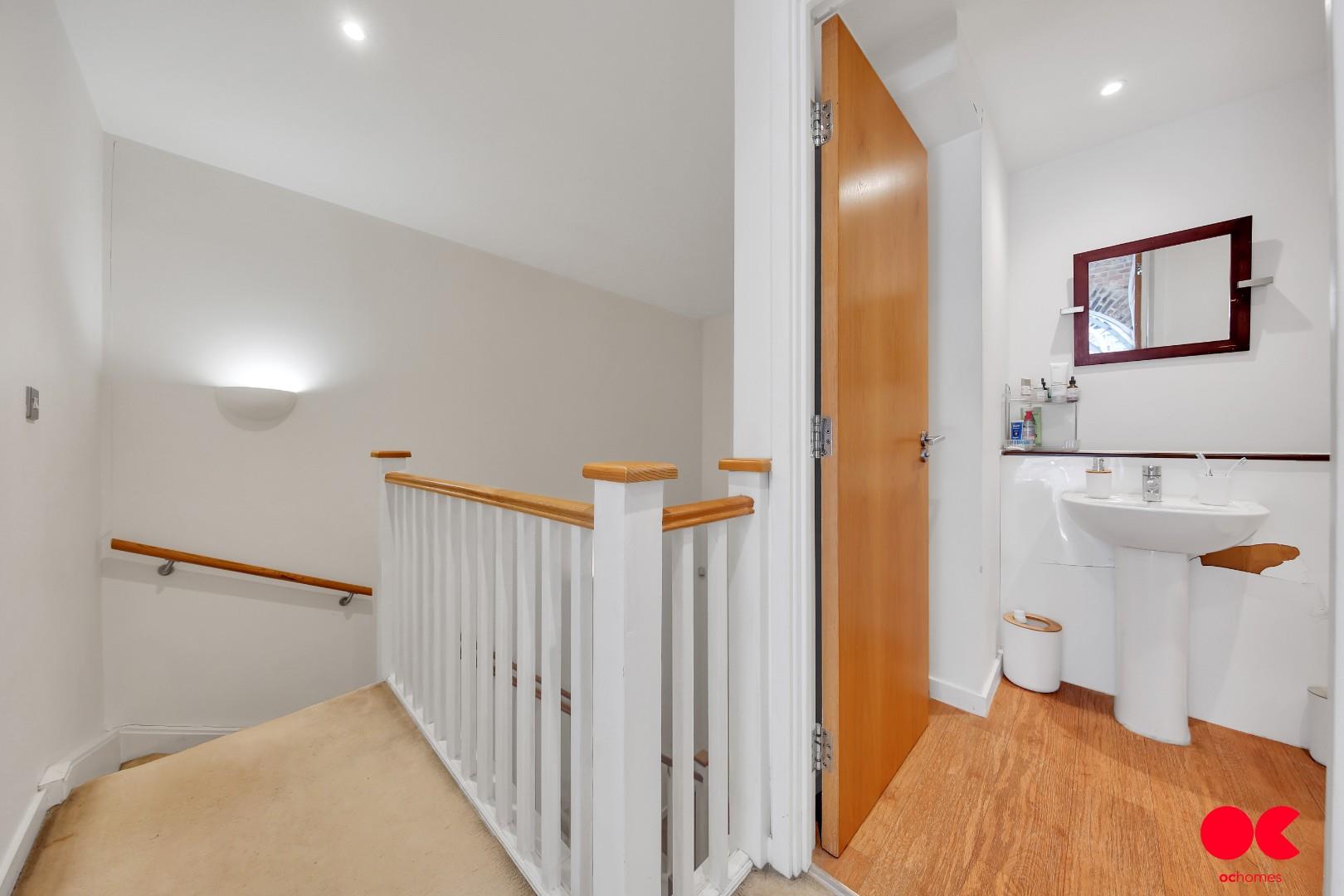 2 bed flat for sale in Kidman Close, Gidea Park  - Property Image 17