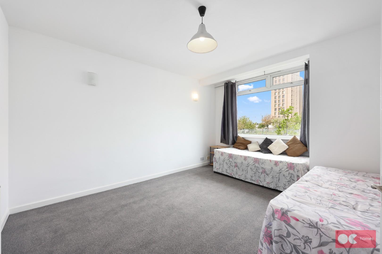 3 bed terraced house for sale in Ruckholt Close, Leyton  - Property Image 11
