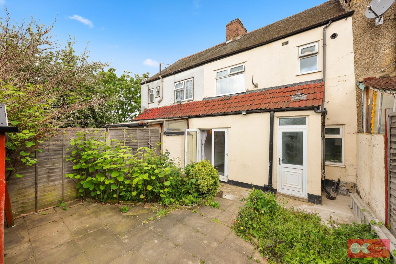 3 bed terraced house for sale in Ruckholt Close, Leyton  - Property Image 17