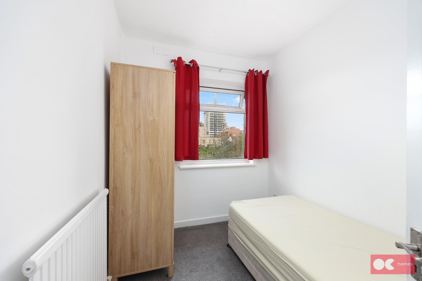3 bed terraced house for sale in Ruckholt Close, Leyton  - Property Image 9