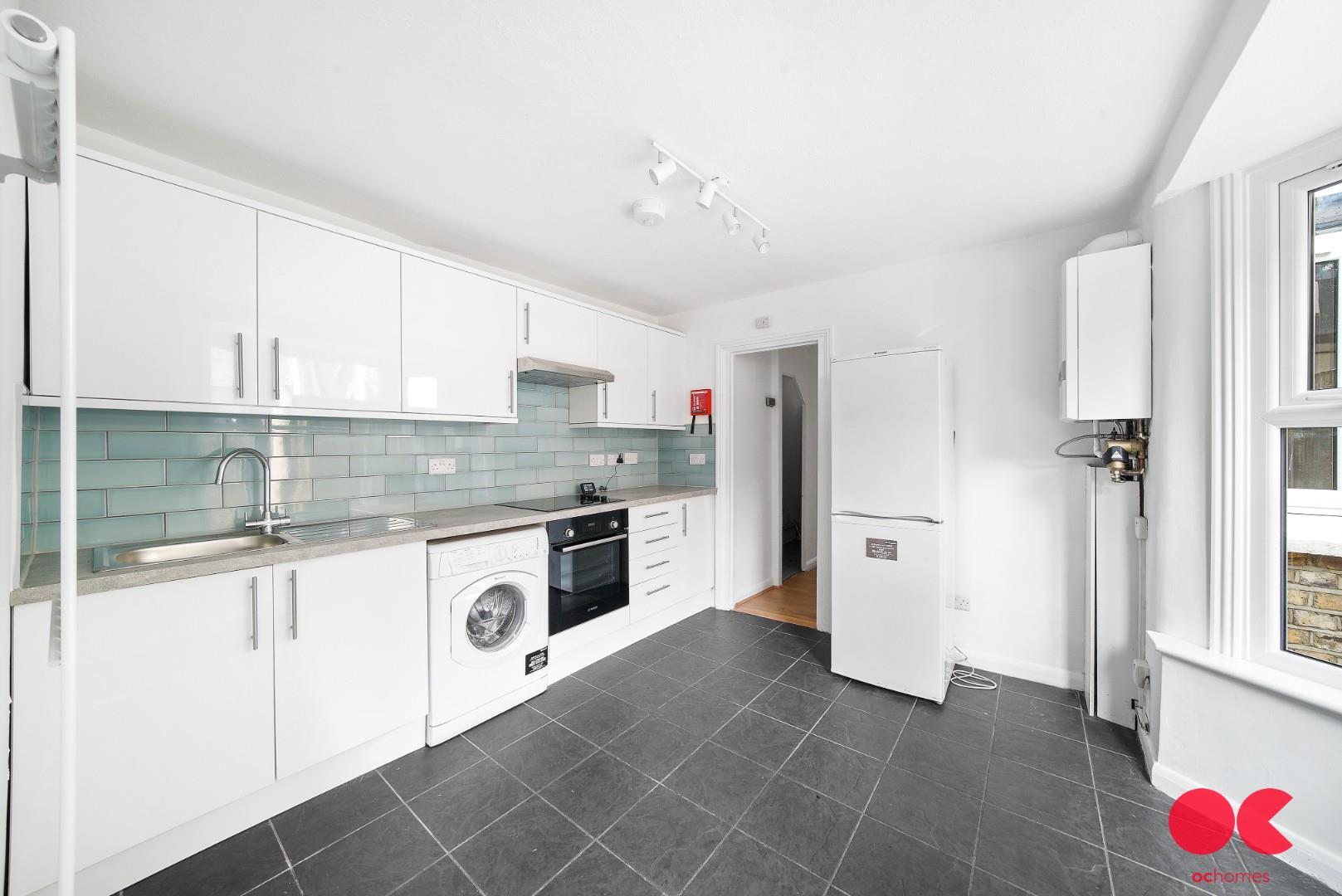 1 bed flat to rent in St. Georges Road, London - Property Image 1