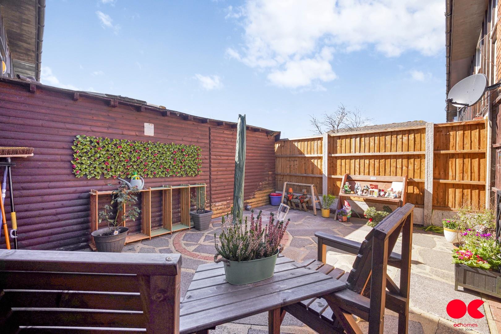 3 bed end of terrace house for sale in Devalls Close, Docklands  - Property Image 4