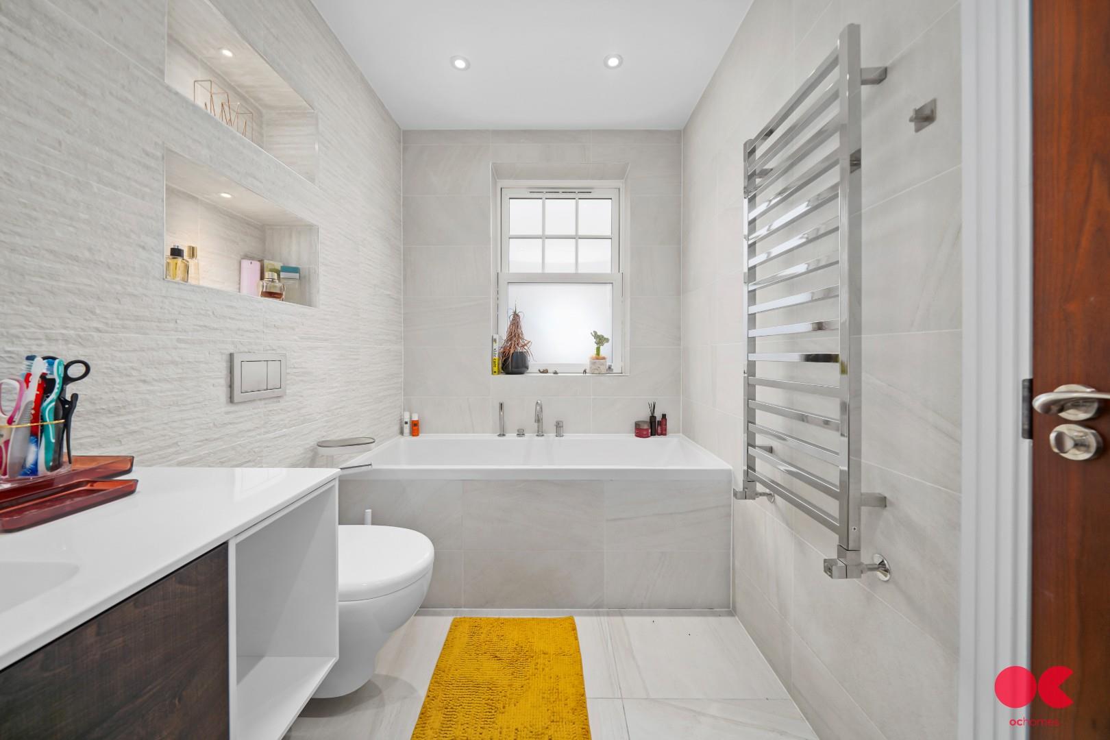 6 bed detached house for sale in Parkstone Avenue, Emerson Park, Hornchurch  - Property Image 34