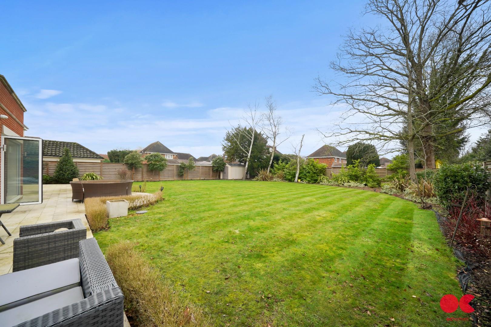 6 bed detached house for sale in Parkstone Avenue, Emerson Park, Hornchurch  - Property Image 19