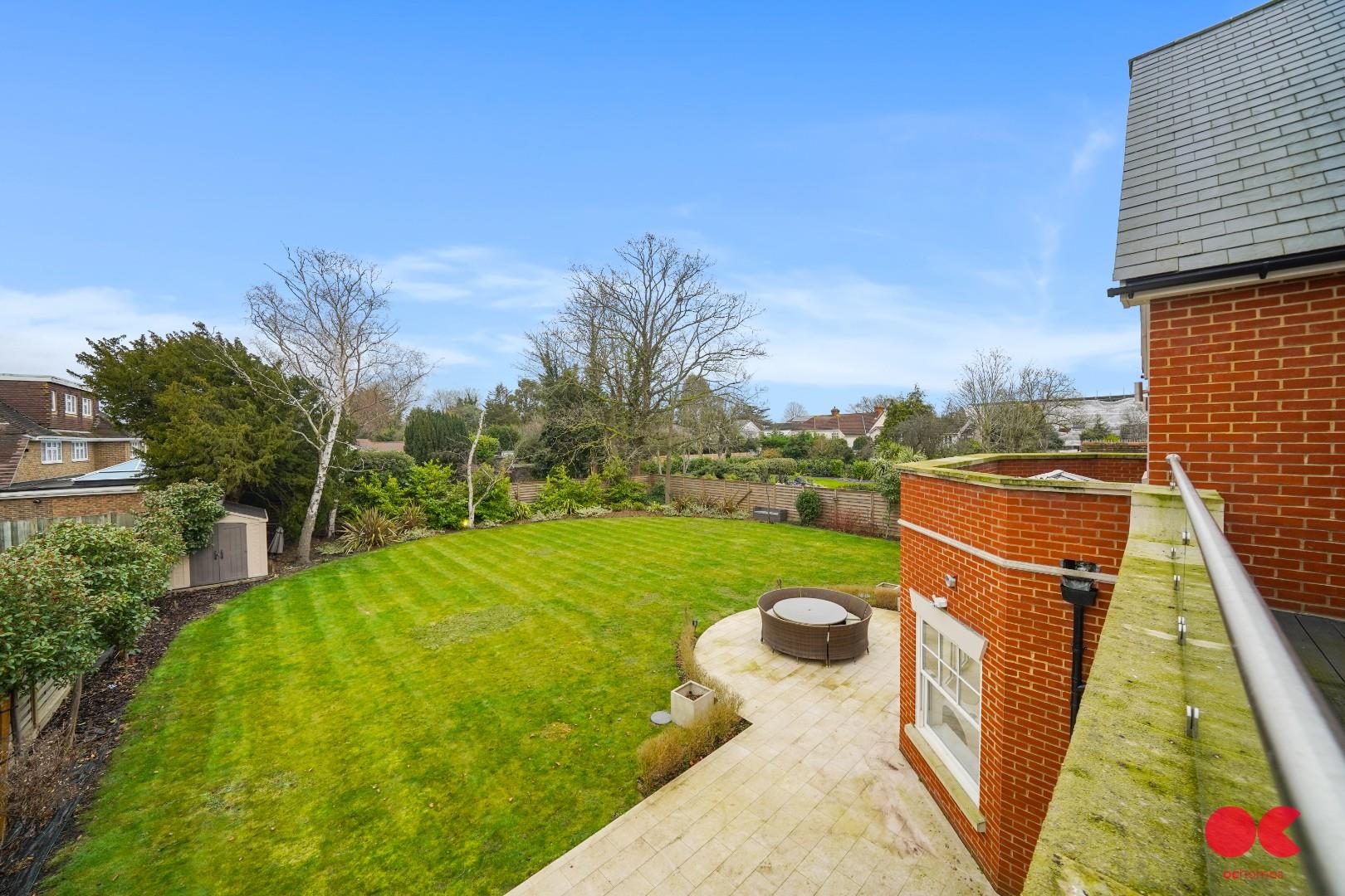 6 bed detached house for sale in Parkstone Avenue, Emerson Park, Hornchurch  - Property Image 59