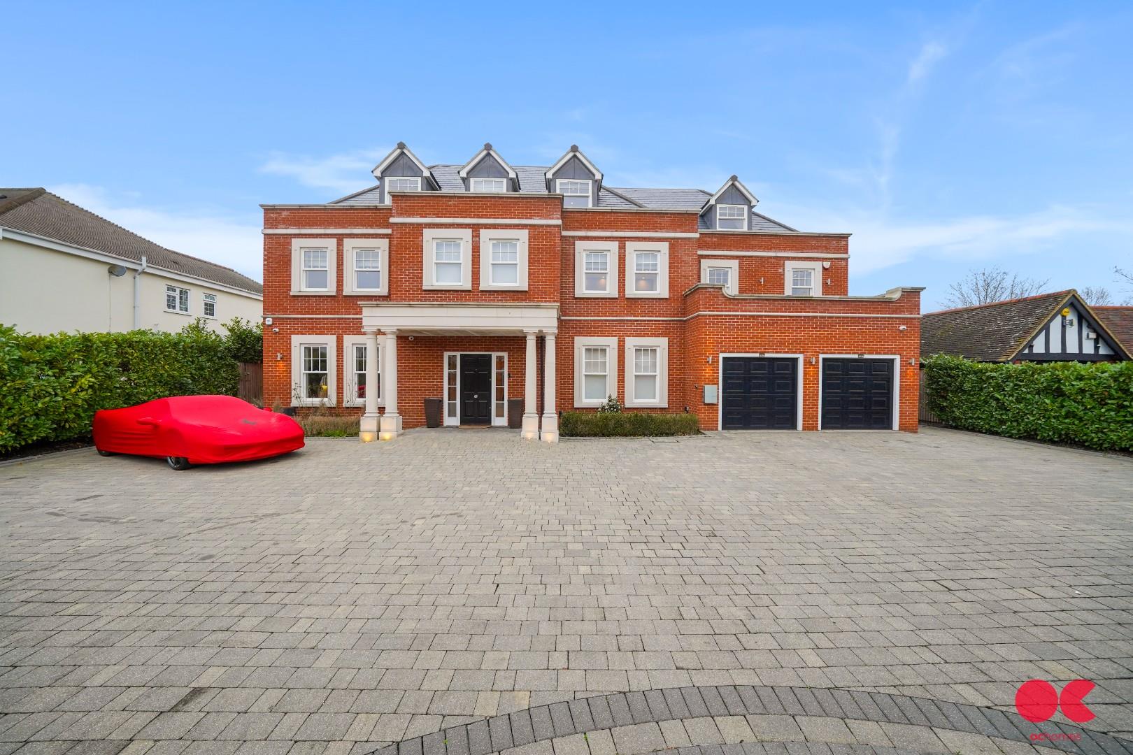 6 bed detached house for sale in Parkstone Avenue, Emerson Park, Hornchurch  - Property Image 4