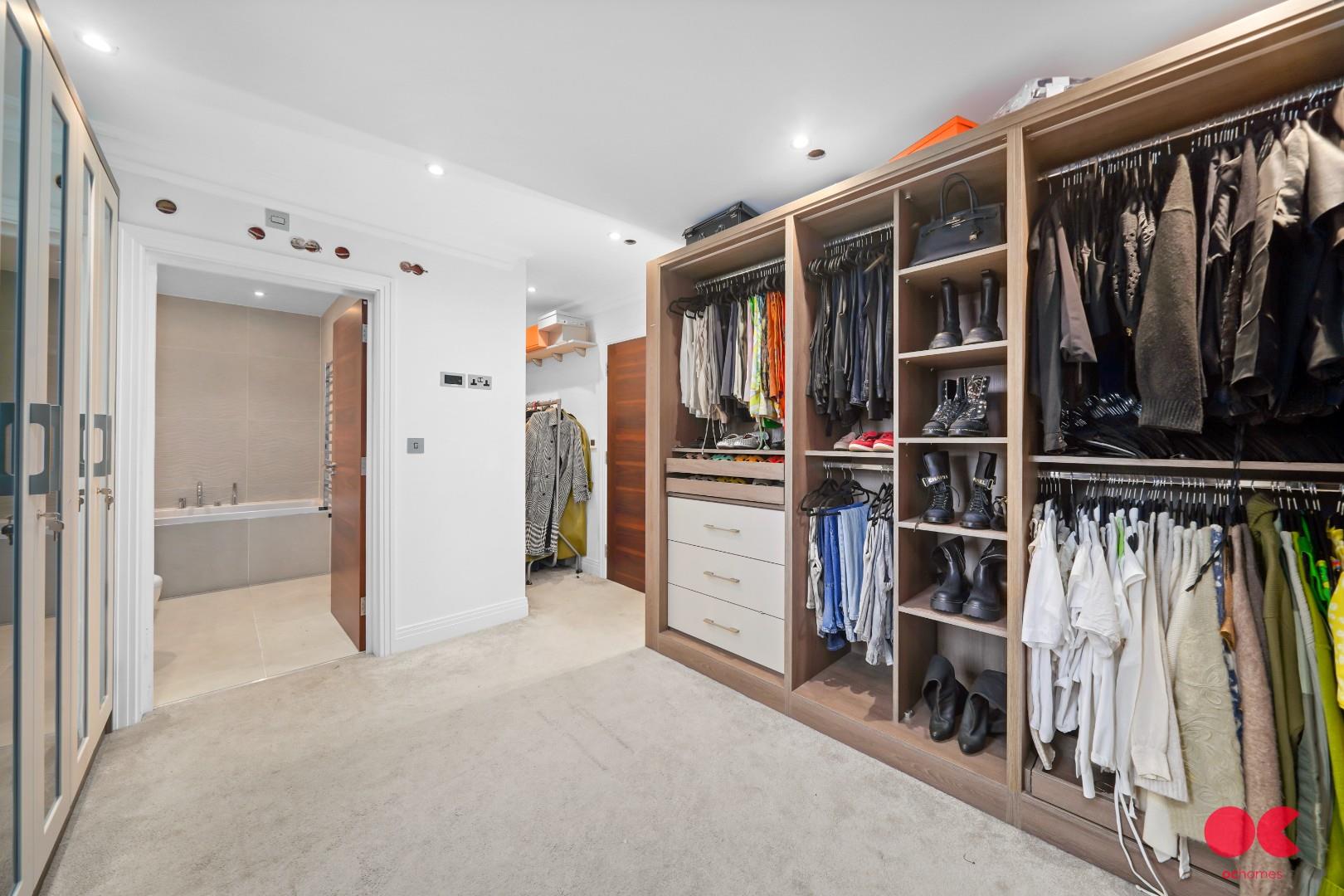 6 bed detached house for sale in Parkstone Avenue, Emerson Park, Hornchurch  - Property Image 52