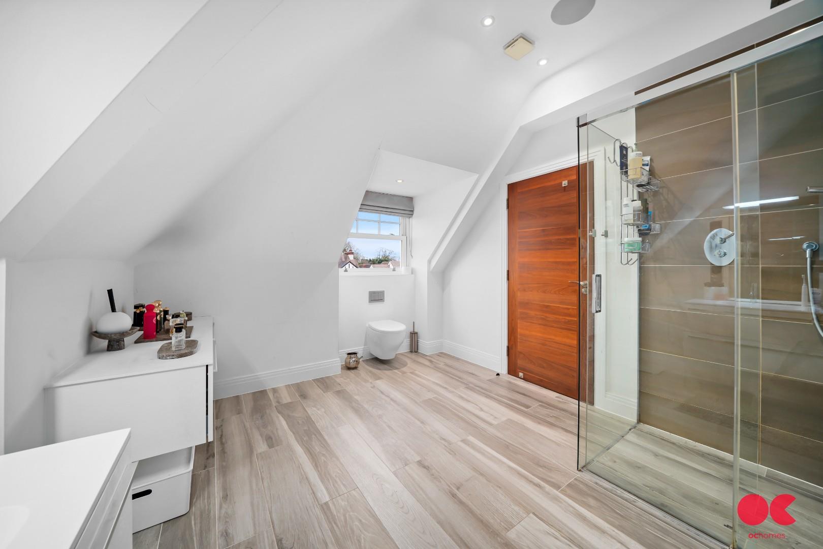 6 bed detached house for sale in Parkstone Avenue, Emerson Park, Hornchurch  - Property Image 58