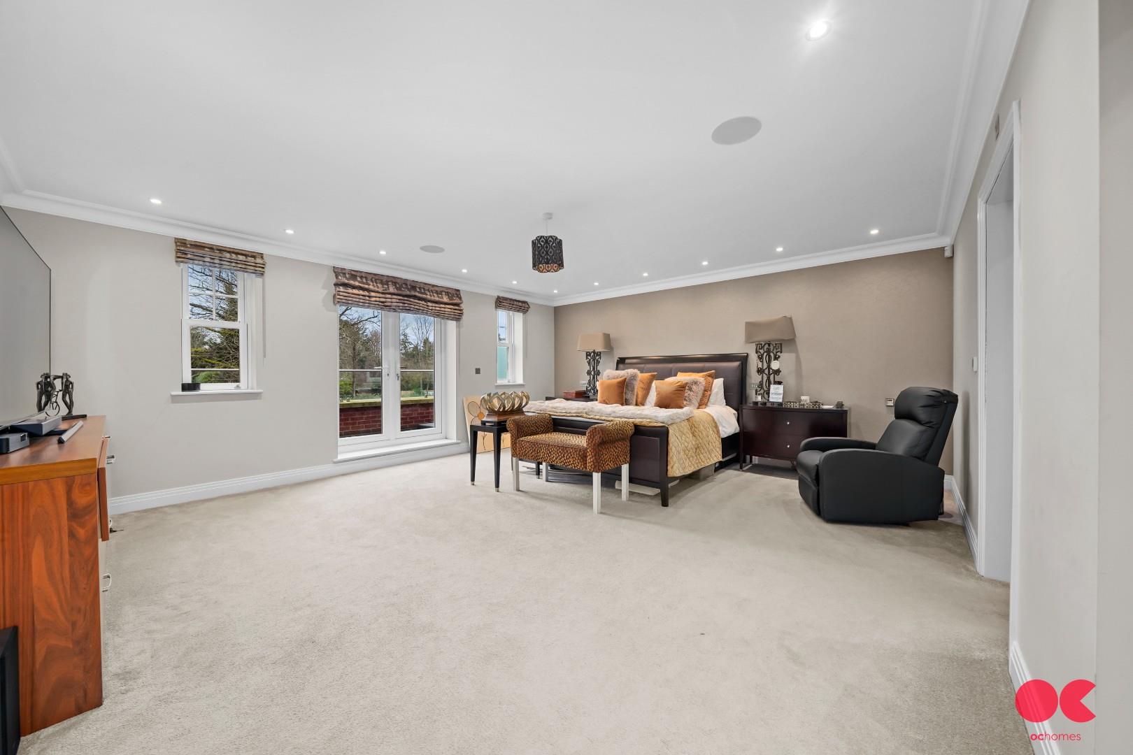 6 bed detached house for sale in Parkstone Avenue, Emerson Park, Hornchurch  - Property Image 27