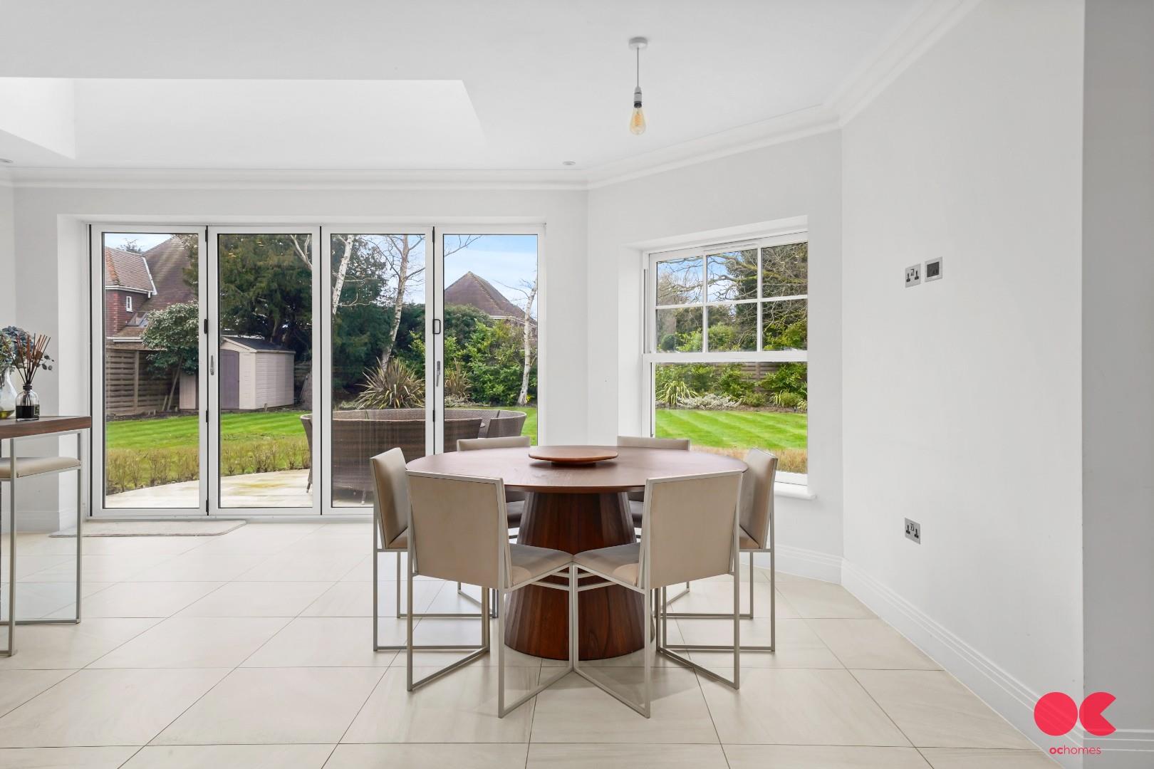 6 bed detached house for sale in Parkstone Avenue, Emerson Park, Hornchurch  - Property Image 16