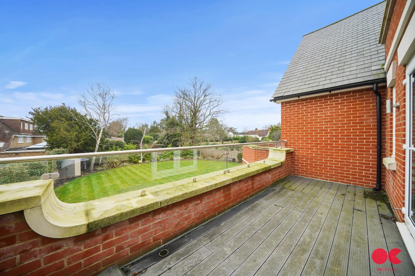 6 bed detached house for sale in Parkstone Avenue, Emerson Park, Hornchurch  - Property Image 23