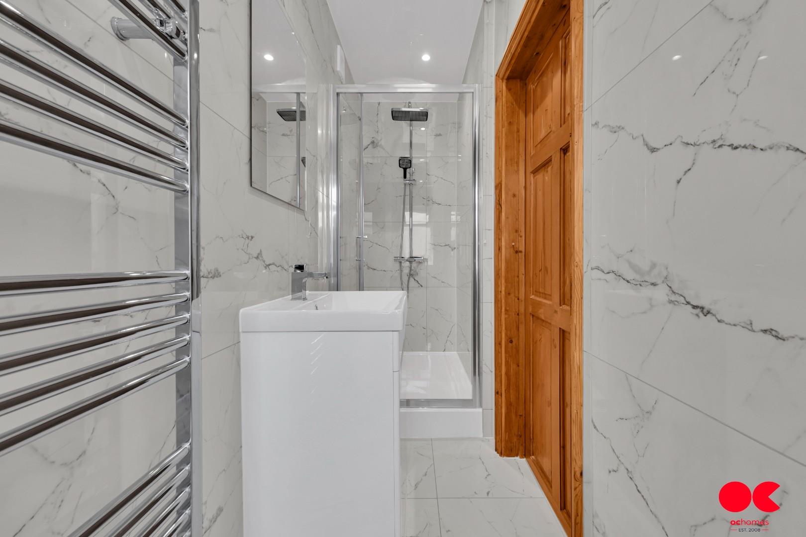 3 bed terraced house to rent in Barley Lane, Ilford  - Property Image 20