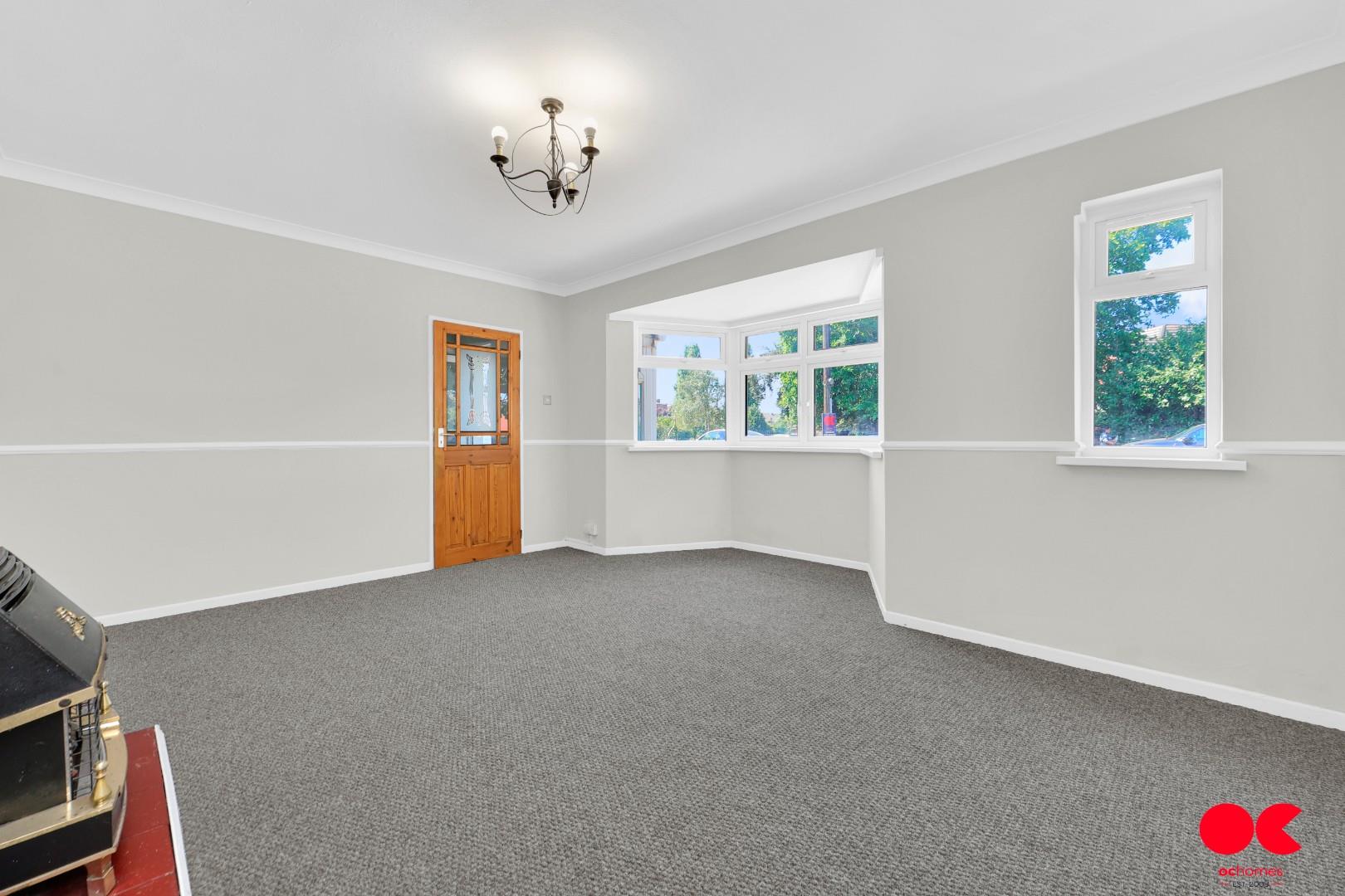 3 bed terraced house to rent in Barley Lane, Ilford  - Property Image 7