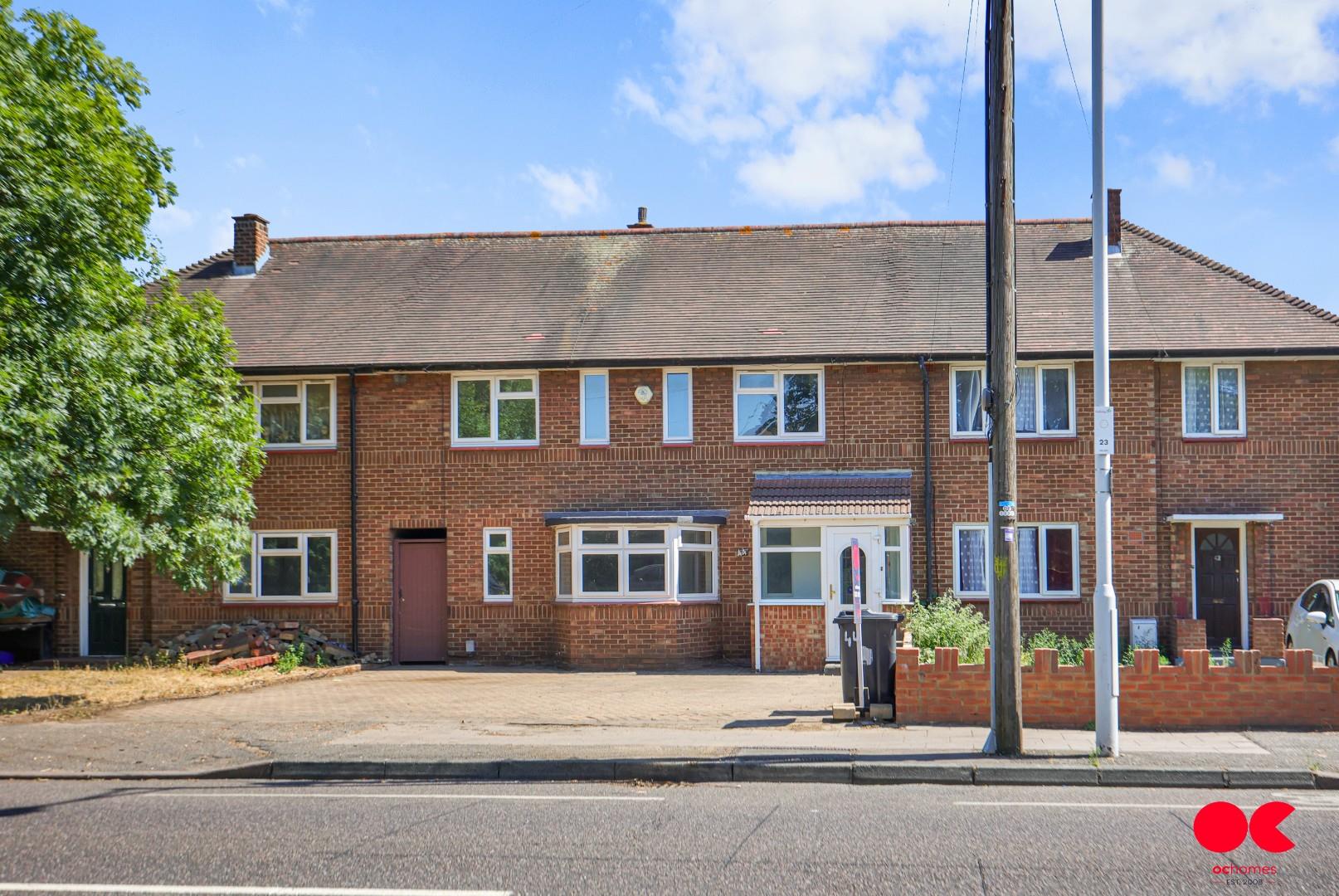 3 bed terraced house to rent in Barley Lane, Ilford  - Property Image 38