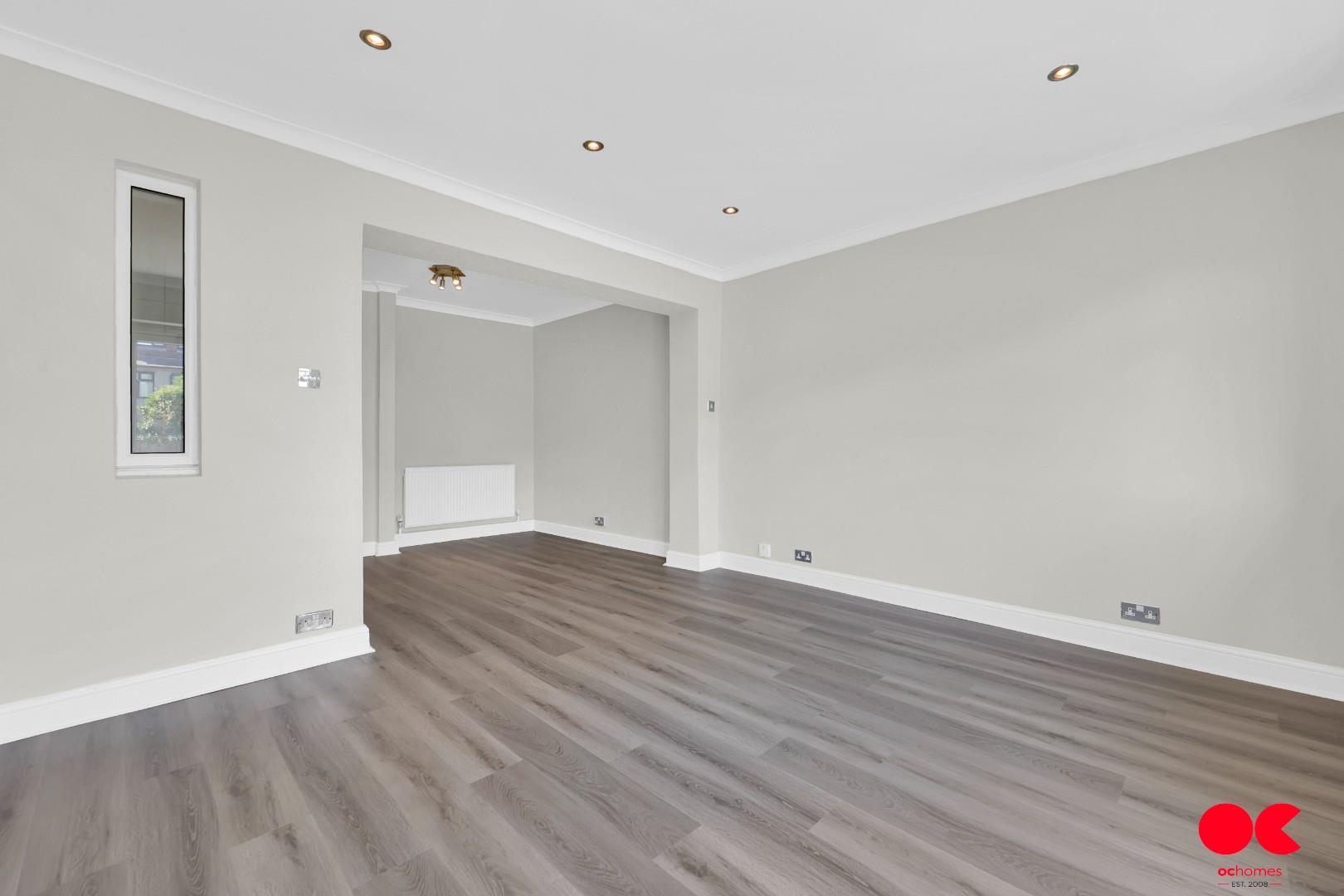 3 bed terraced house to rent in Barley Lane, Ilford  - Property Image 16
