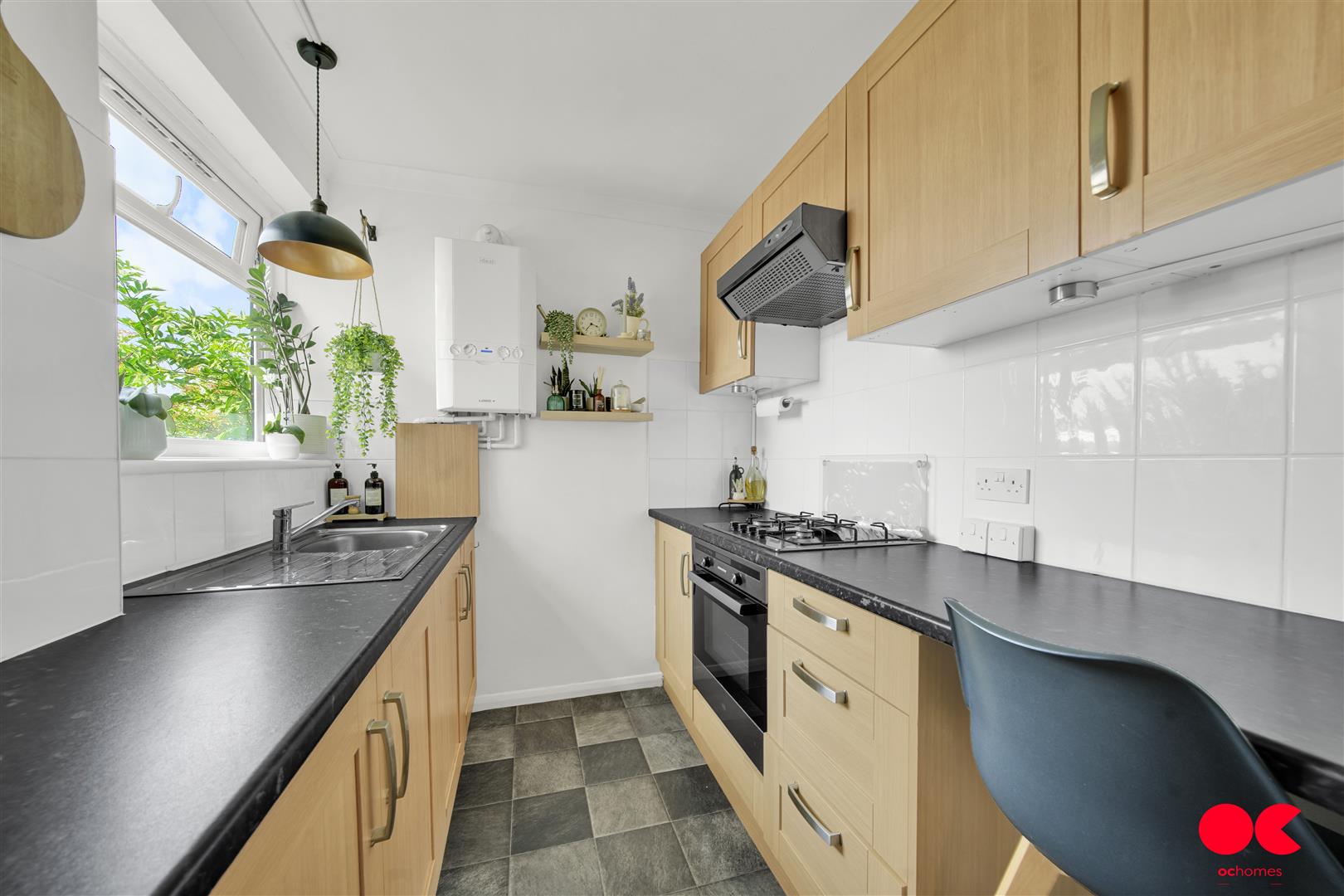 2 bed flat to rent in Ferguson Court, Romford  - Property Image 15