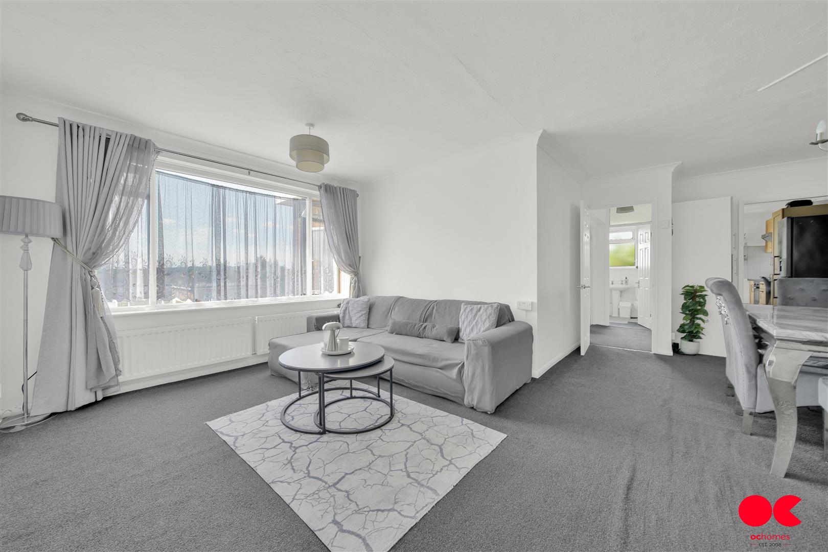 2 bed flat to rent in Ferguson Court, Romford