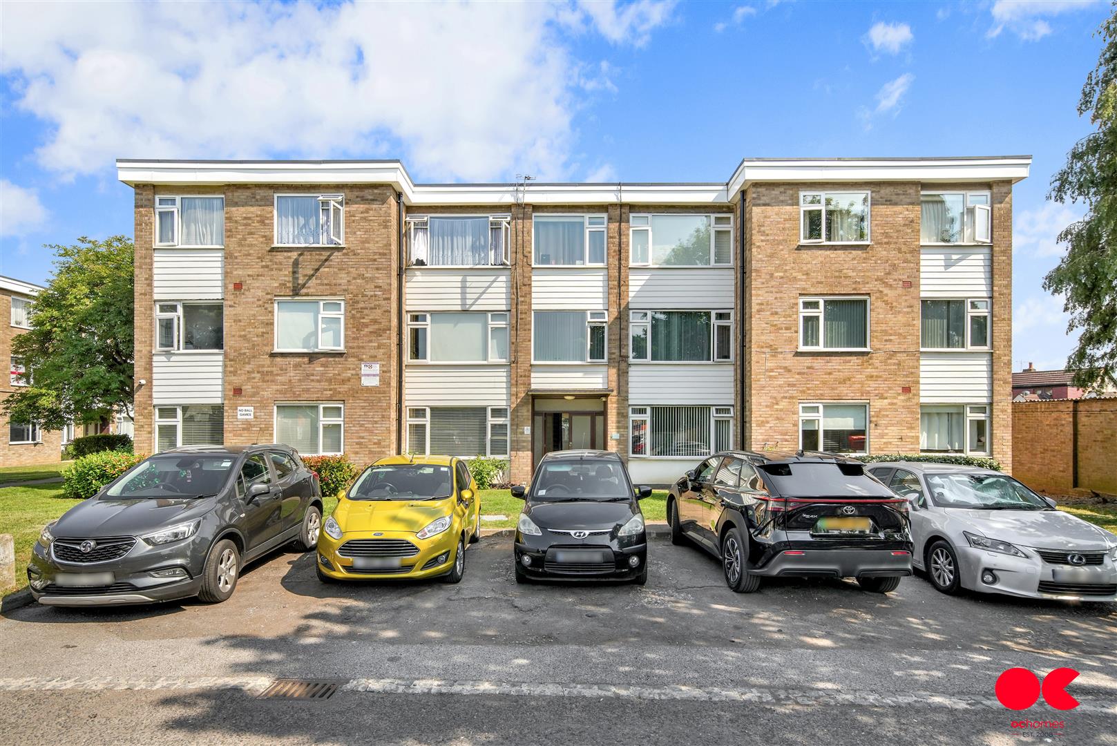 2 bed flat to rent in Ferguson Court, Romford  - Property Image 5