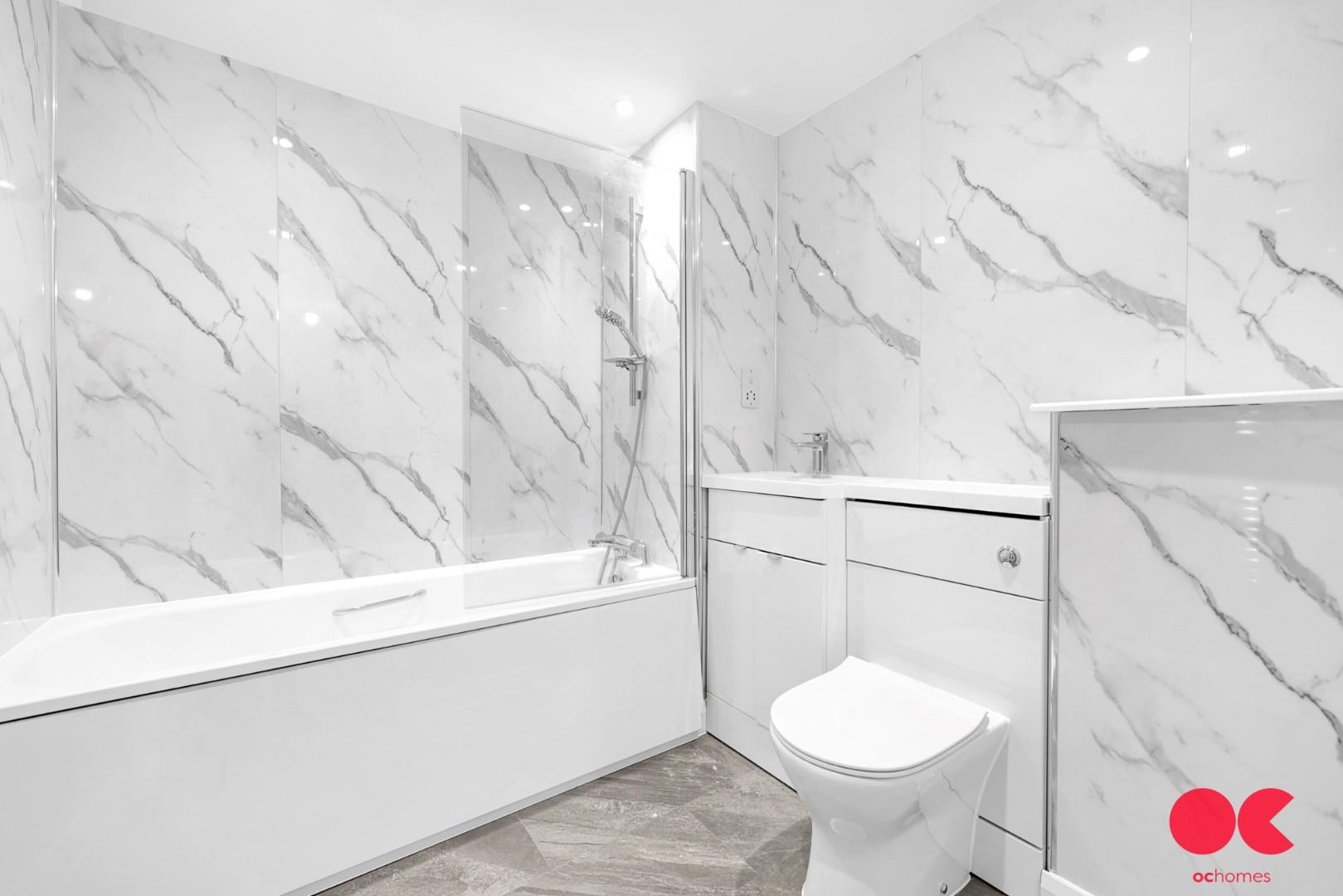 2 bed flat to rent in Spring Gardens, Romford  - Property Image 5