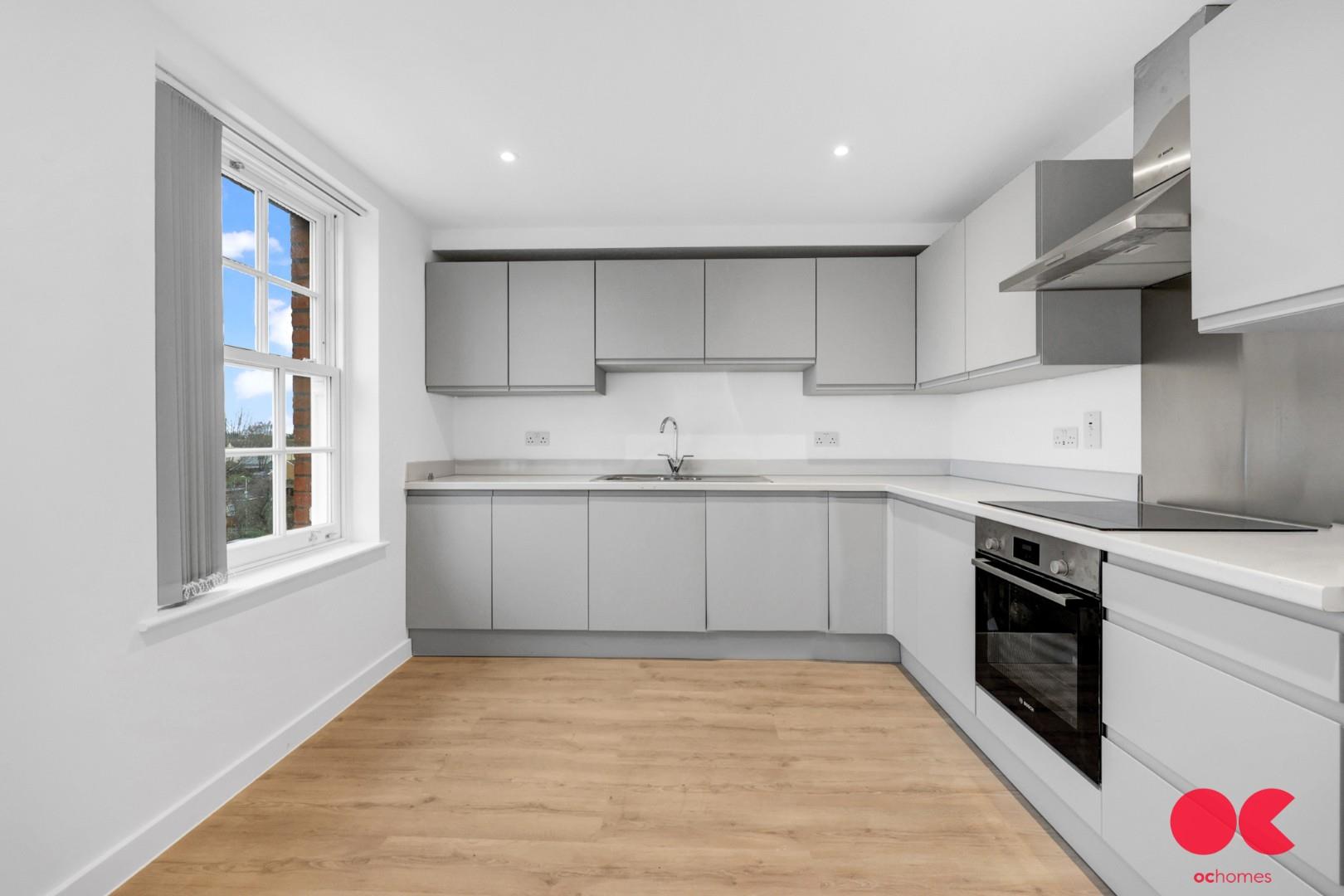 2 bed flat to rent in Spring Gardens, Romford  - Property Image 8