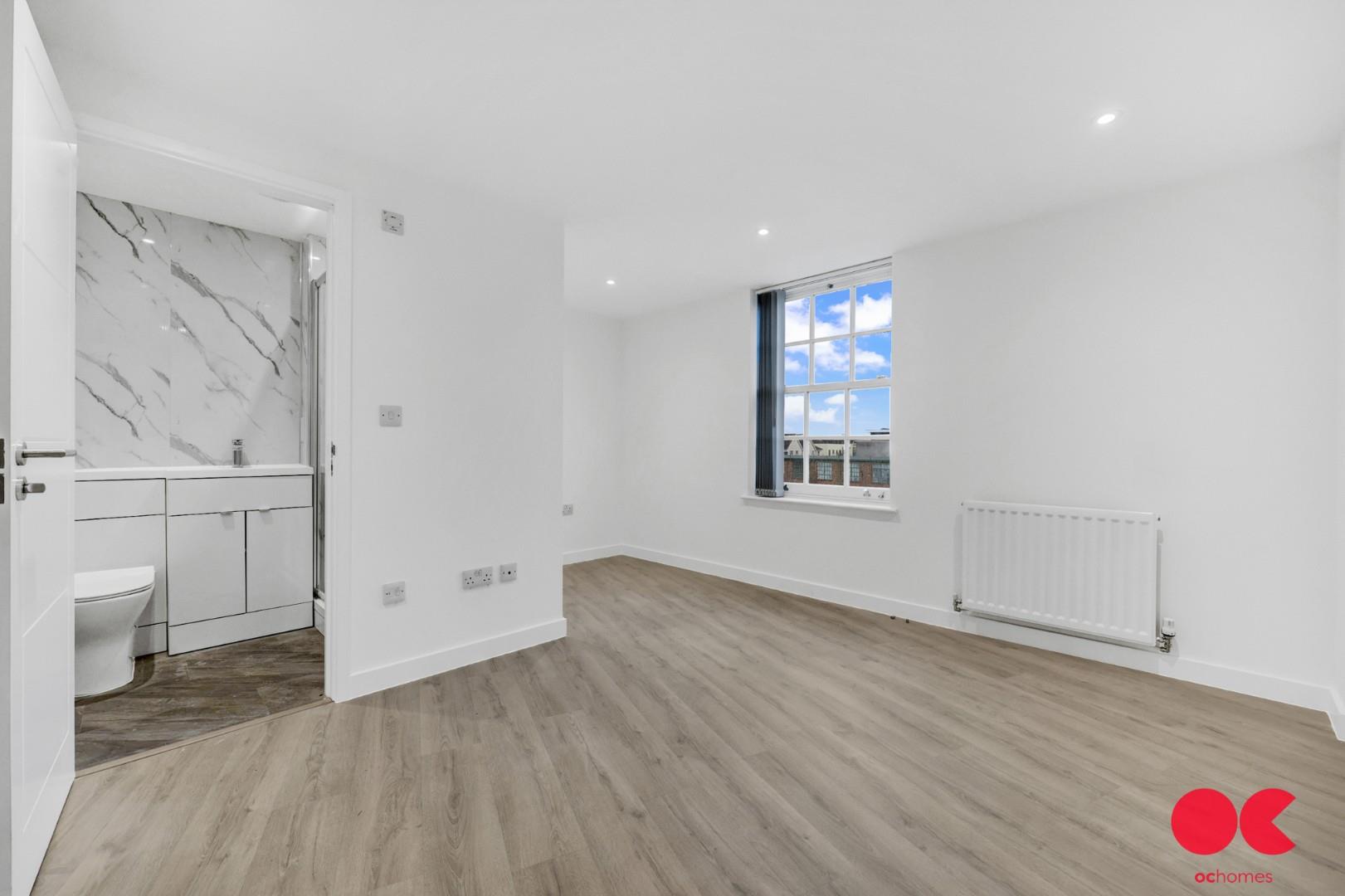 2 bed flat to rent in Spring Gardens, Romford  - Property Image 1